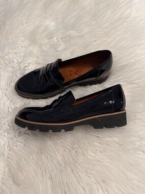 Vionic Black Patent Leather Lug Sole Loafers